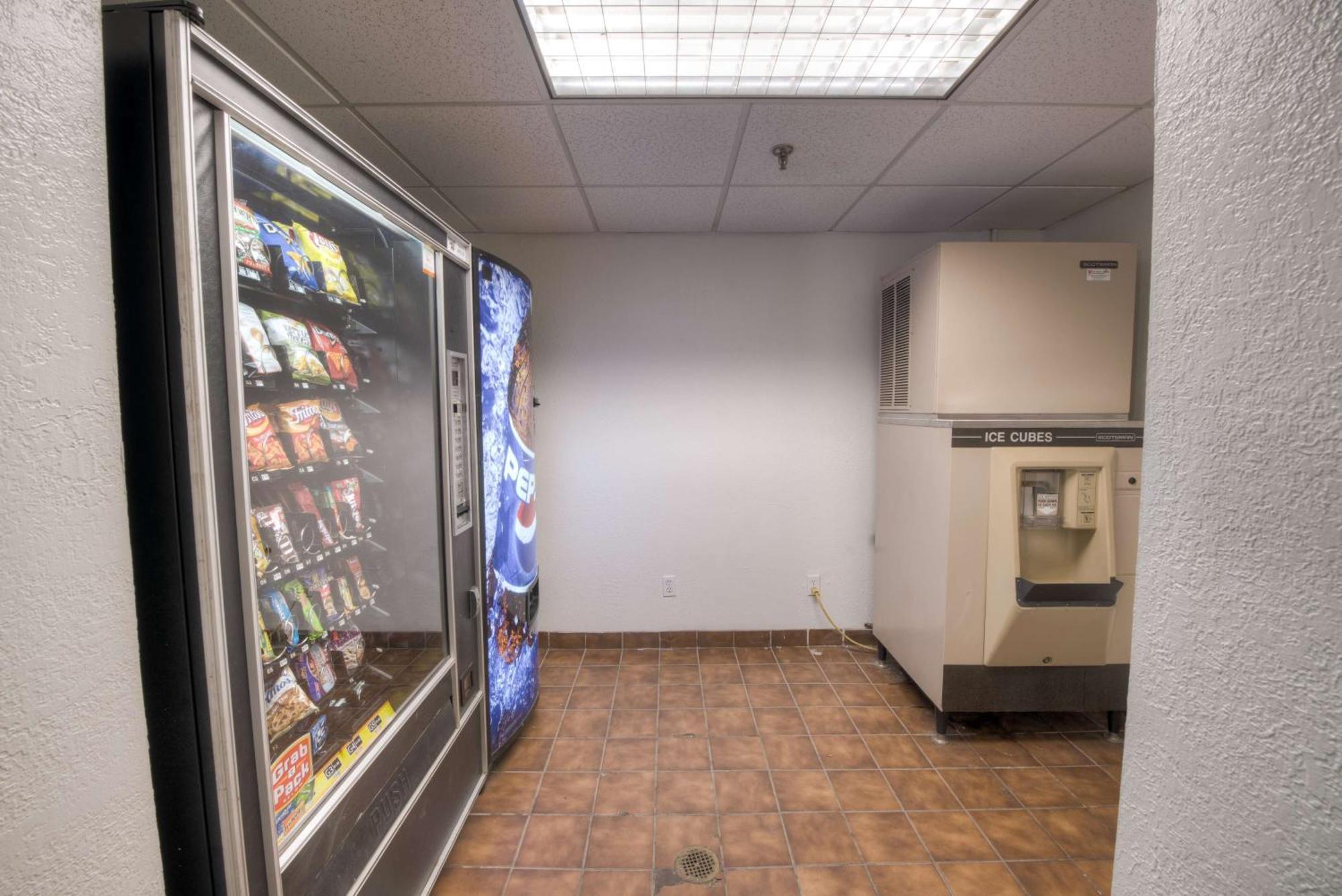 Motel 6-Branford, Ct - New Haven Екстериор снимка