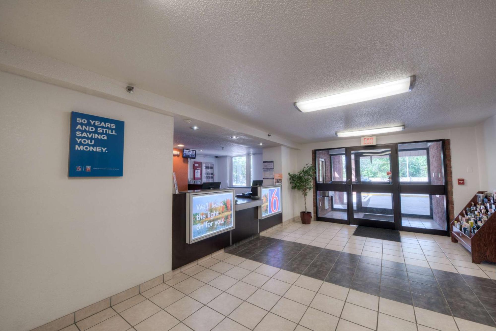 Motel 6-Branford, Ct - New Haven Екстериор снимка